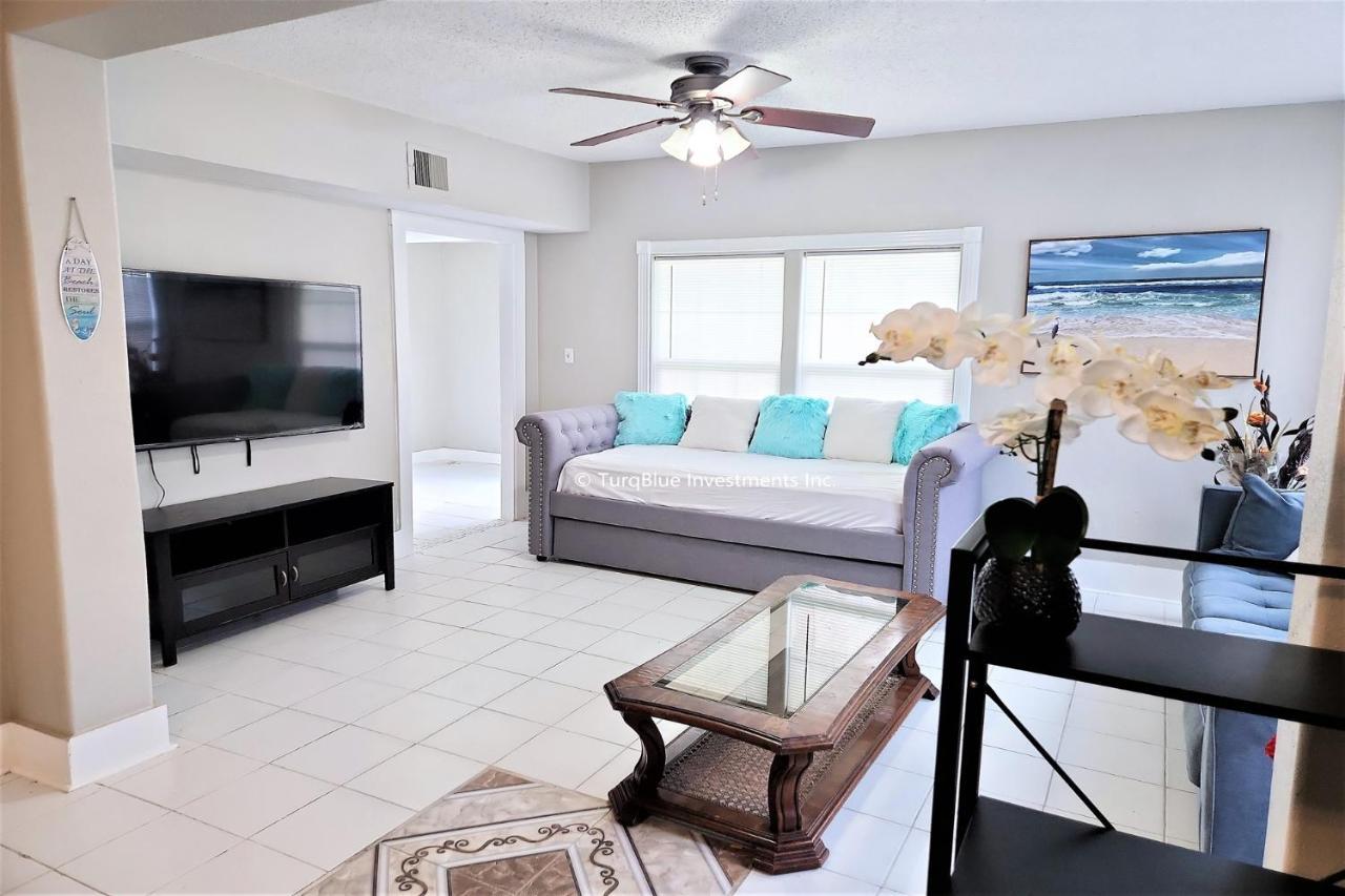 Casaazul-2605A-Couples Retreat By Beach & Pleasure Pier 1 Block Away- 2Bed 2Bath- 7 Minutes To Cruise Terminal Galveston Bagian luar foto