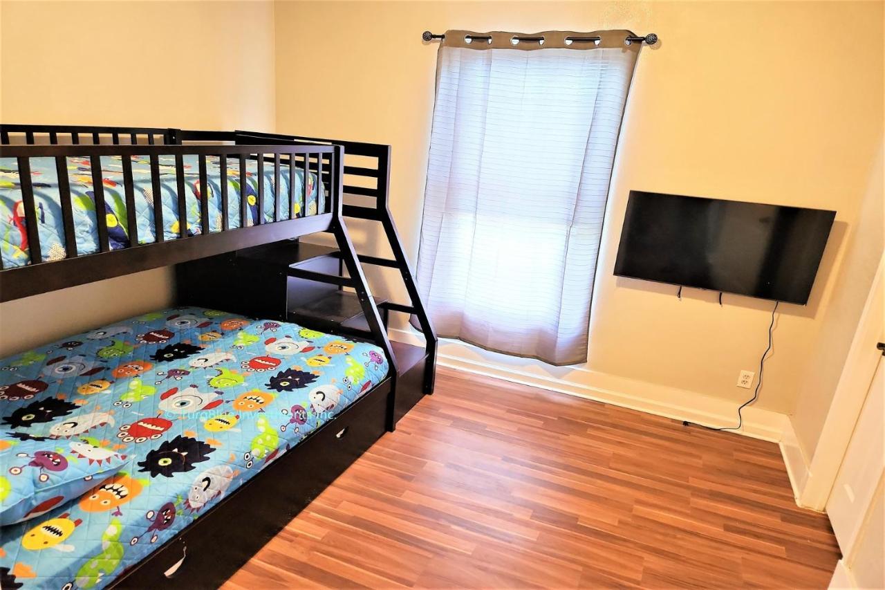 Casaazul-2605A-Couples Retreat By Beach & Pleasure Pier 1 Block Away- 2Bed 2Bath- 7 Minutes To Cruise Terminal Galveston Bagian luar foto