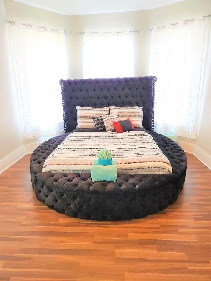 Casaazul-2605A-Couples Retreat By Beach & Pleasure Pier 1 Block Away- 2Bed 2Bath- 7 Minutes To Cruise Terminal Galveston Bagian luar foto